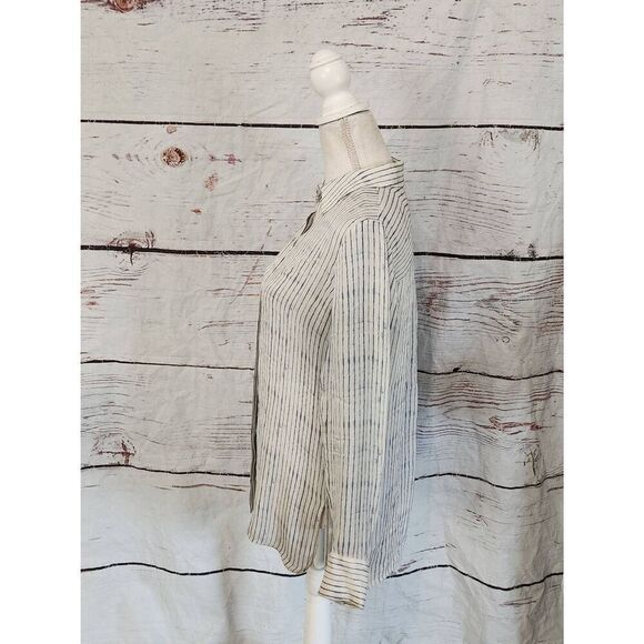 Vince Long Sleeve Button Front Striped Silk Blouse Size 4 - Picture 3 of 6